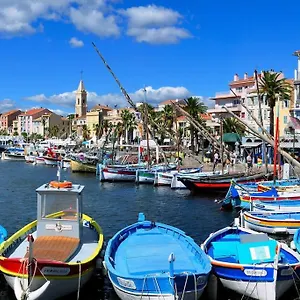 Apartment De La Marina, Sanary-sur-Mer