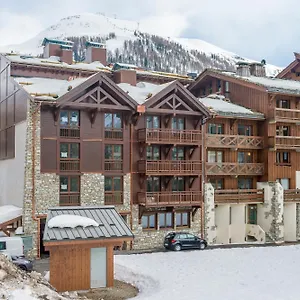 https://chalet-ducs-de-savoie.hotels-rhonealpes.com